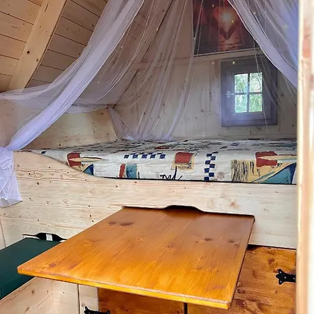 Maerchenhuette- Campen Am Wald Und *