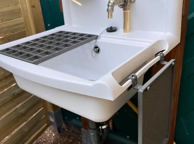 Märchenhütte- Campen Am Wald Und Neuruppin